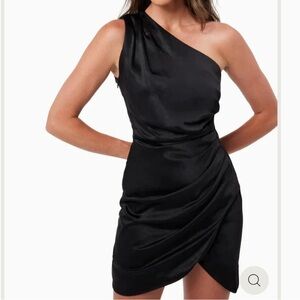 Elliatt Elegant Black One Shoulder Dress